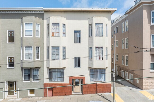 Alternate Exterior - 1274 Union St