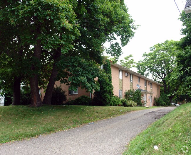 Building Photo - 1339 Diana Pl NW