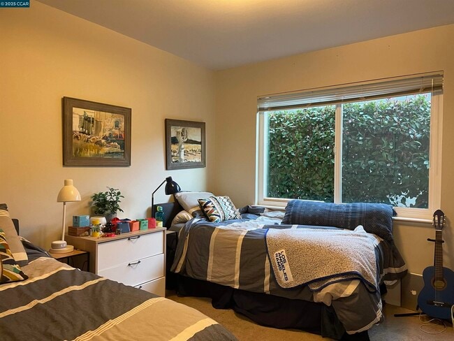 Building Photo - 926 Moon Ct