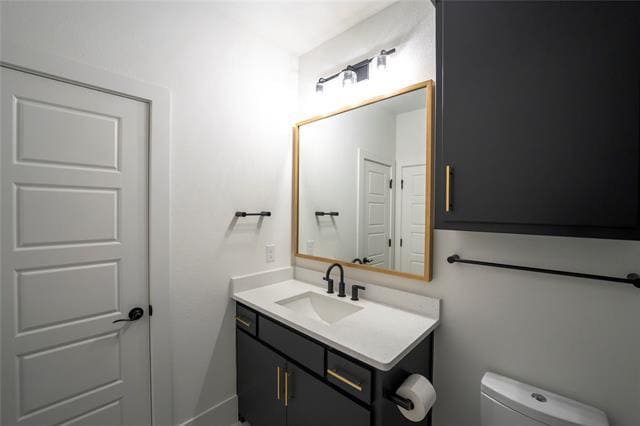 Building Photo - 10904 Hollydale Ln