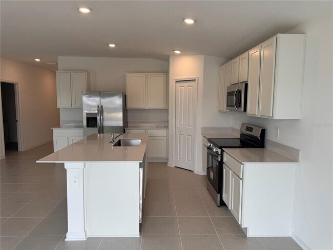 Building Photo - 2185 Lasso Lp