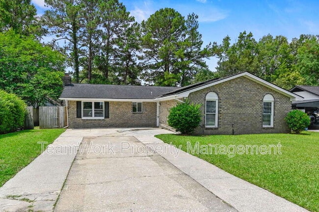 Primary Photo - 313 Clearwater Dr