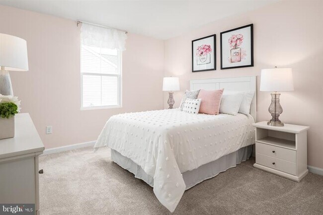 Building Photo - 6416 Draft Wy