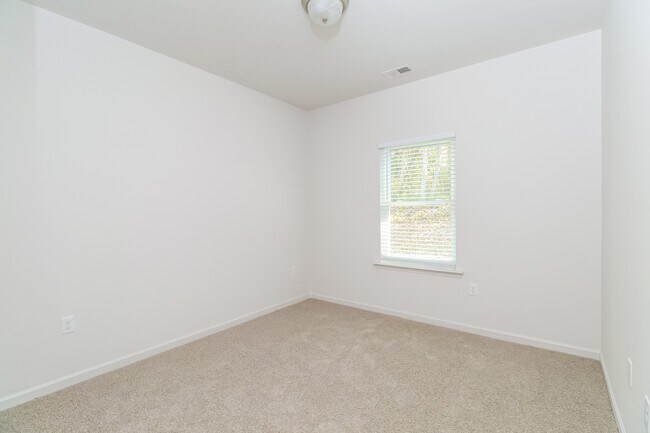 Building Photo - 621 Burrington Ct