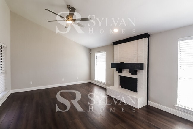 Building Photo - Life Just Got Better!