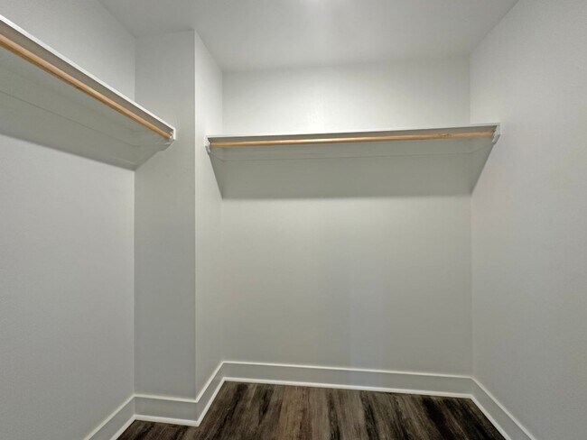 Building Photo - 6 Estes Wy