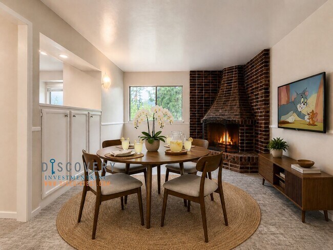 Building Photo - Refined Piedmont Residence with Timeless Mid-Centry Appeal