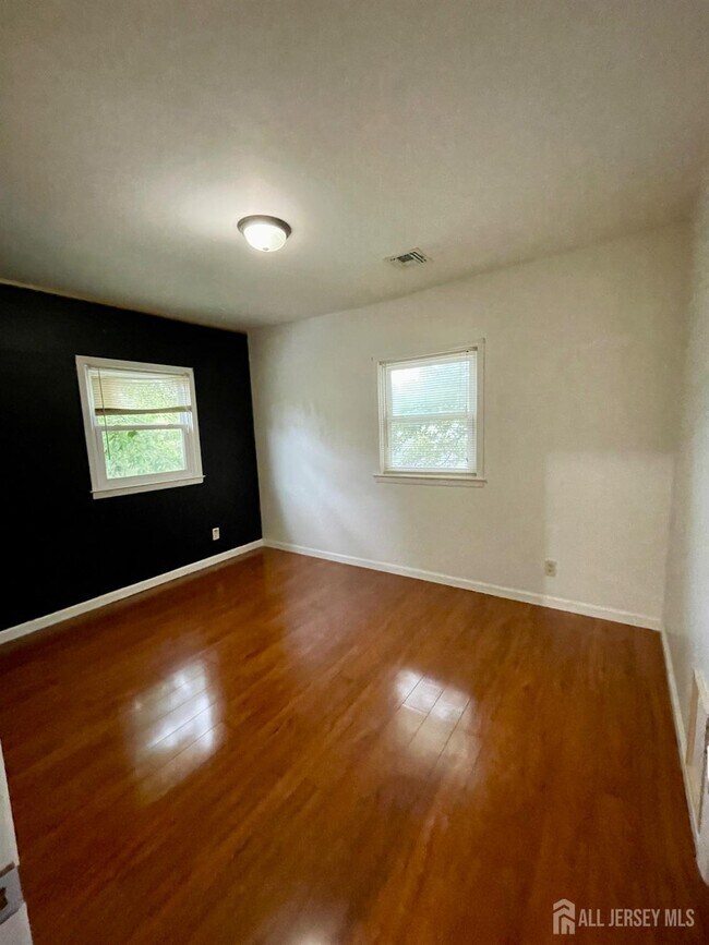 Building Photo - 1387 Finnegans Ln