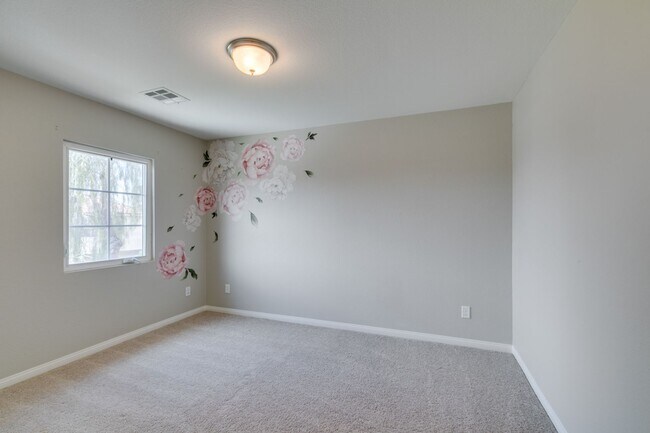 Building Photo - 4586 W Camero Ave