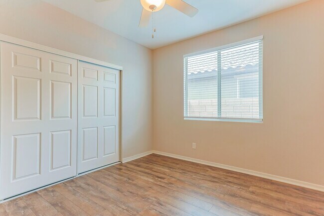 Building Photo - 20364 E Carriage Wy