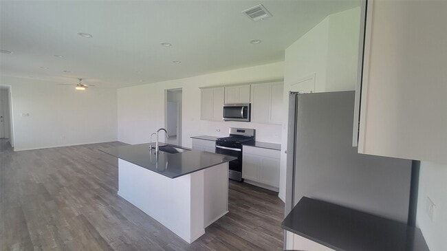 Building Photo - 5108 Marcasca Dr