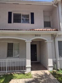 Building Photo - 2612 SW 82nd Ave