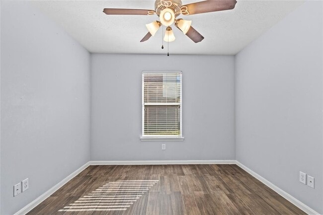 Building Photo - 7454 Riven Oaks Ct