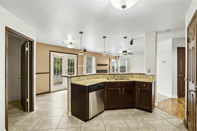 Building Photo - 1705 Gaylord Dr