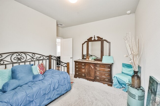 Building Photo - 15775 Cairnwell Bend Dr