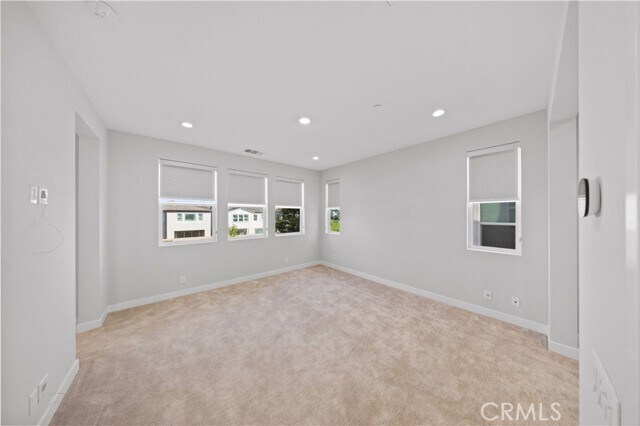 Building Photo - 120 Pin Ln