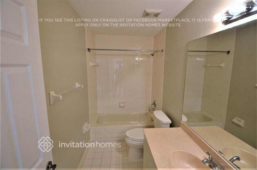 Building Photo - 10240 NW 52nd St