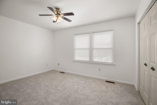 Building Photo - 515 Pleasants Dr