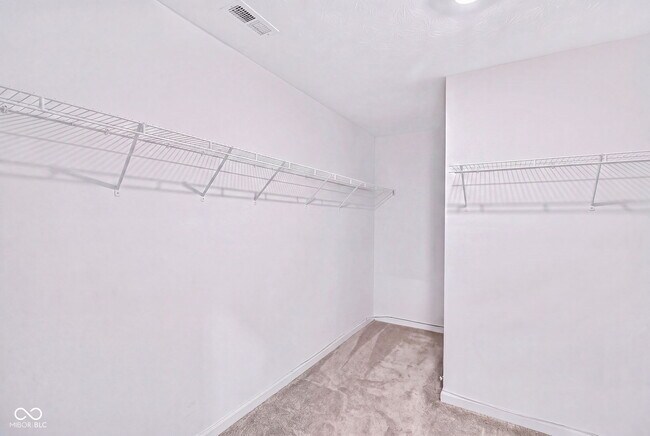 Building Photo - 10106 Falls Canyon Ln