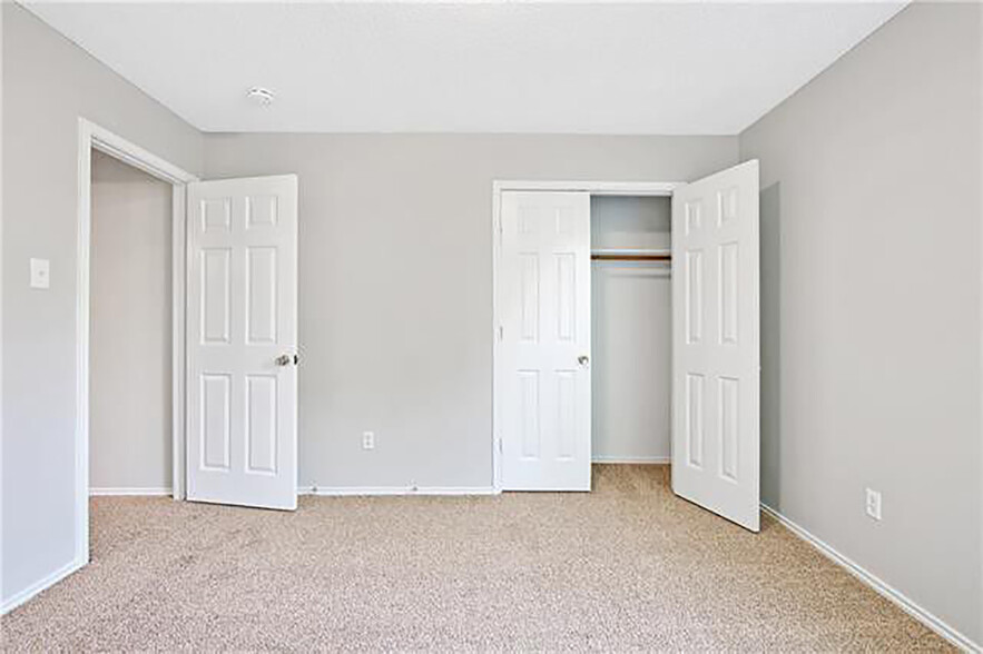 Building Photo - 1419 Windy Meadows Dr