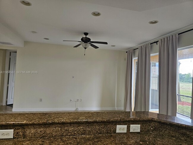 Building Photo - 8255 NW 128th Ln