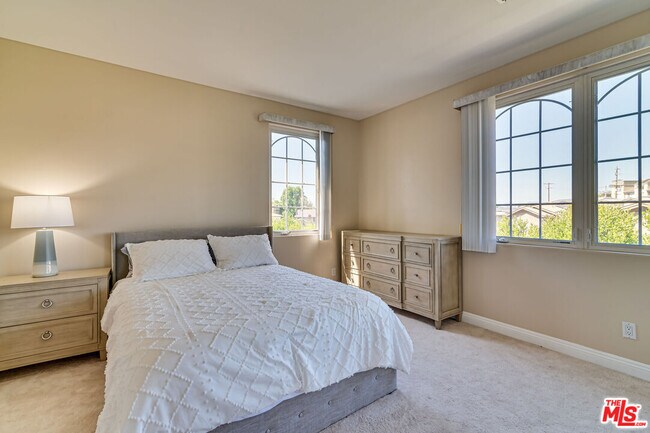 Building Photo - 1008 Harbor Crossing Ln