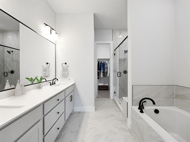 Building Photo - 4436 Burge Ave