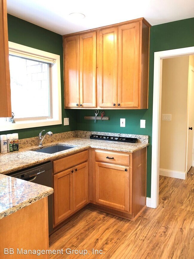 Building Photo - 2 br, 2 bath House - 35 Oswego Summit