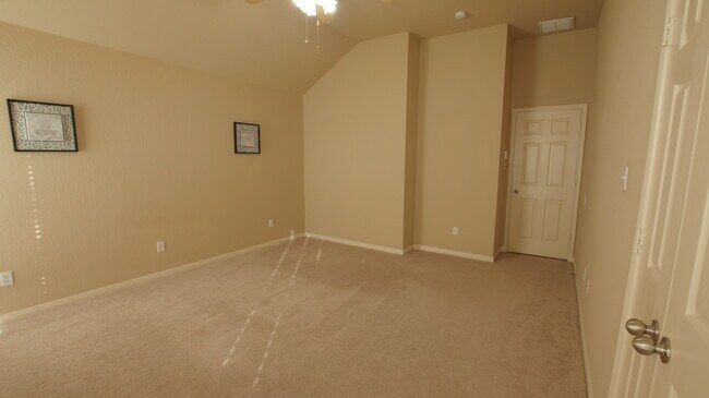 Building Photo - 197 Ferrule Dr