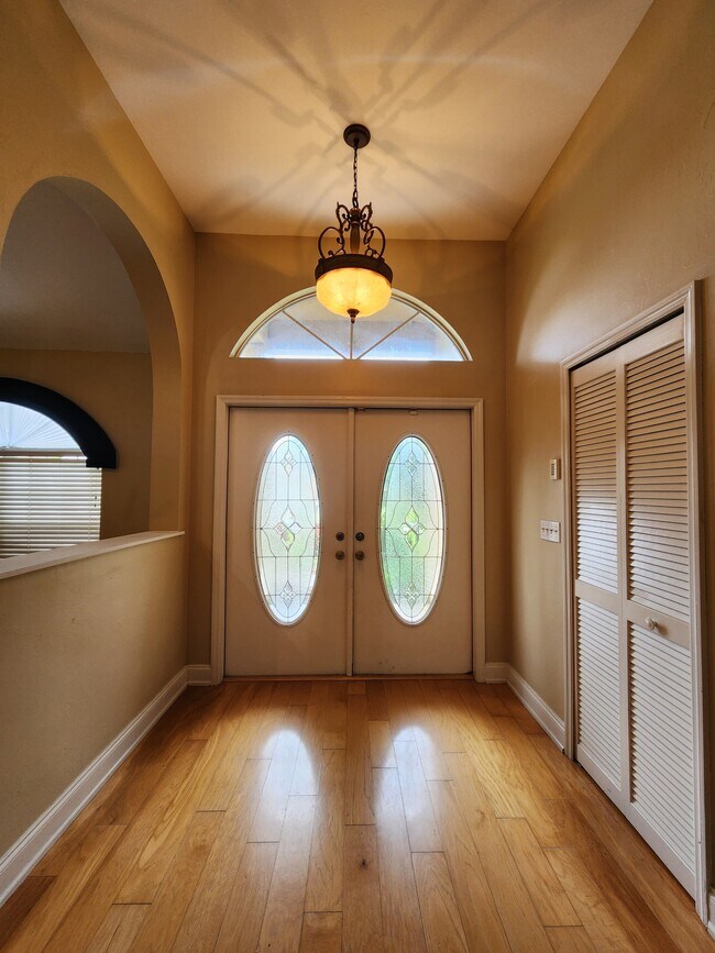 Building Photo - 12796 Vista Pine Cir