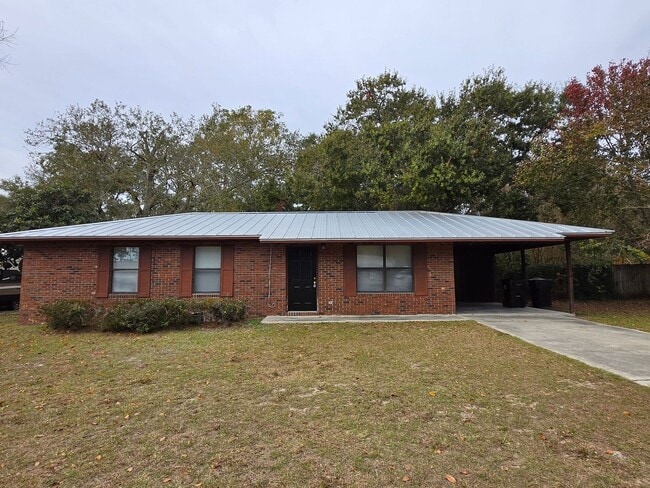Primary Photo - 3/1.5 - Keystone Heights