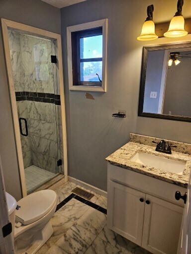 Back bath - 2403 13th Pl