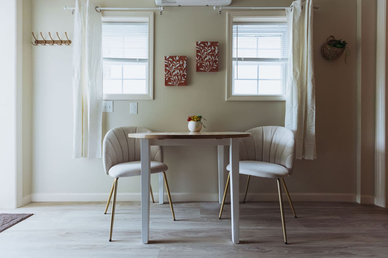 Building Photo - 308 Lamont St