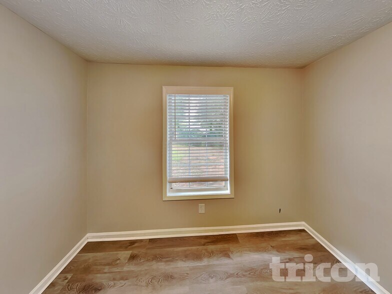 Building Photo - 118 Taylor Knoll Way