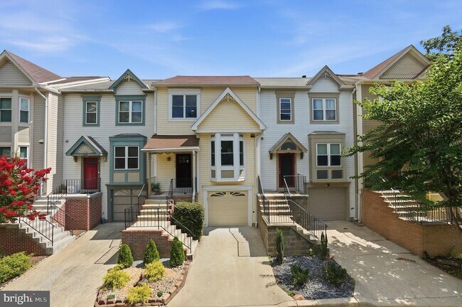 Building Photo - 2846 Schoolhouse Cir