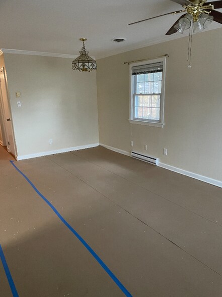 Building Photo - 1205 Pascal Pl