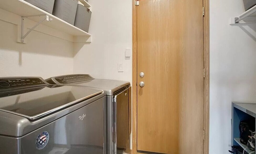 Building Photo - 4911 Copen Dr