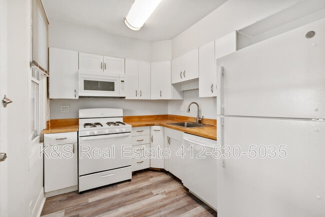 Building Photo - 523 Edgewood Ave