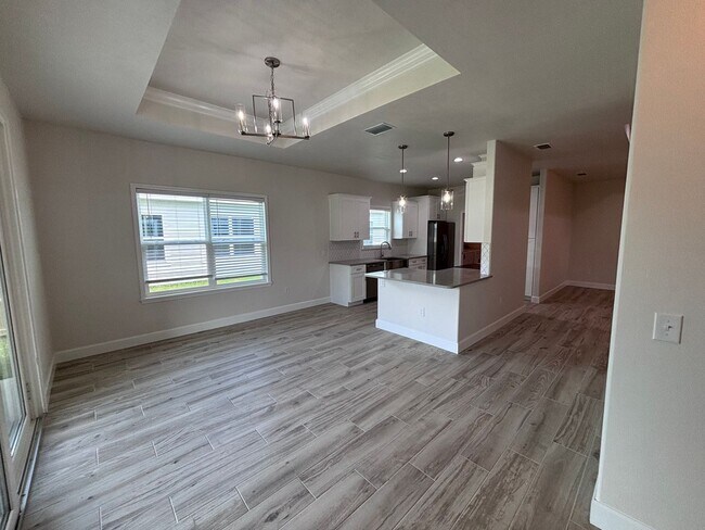 Building Photo - Welcome to this beautifully built 3-bedroom, 2-bathroom