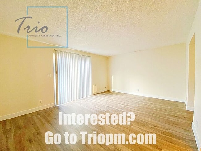 Building Photo - 128 E. St.