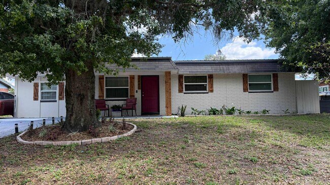 Primary Photo - 3440 Milner Dr S
