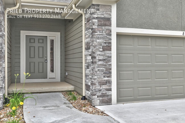 Building Photo - 8845 Findley St