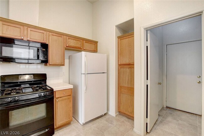 Building Photo - 1843 Thunder Mountain Dr