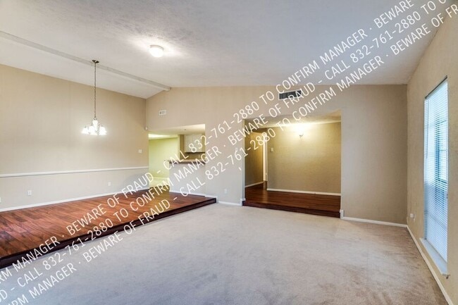 Building Photo - 3121 Fieldview Dr