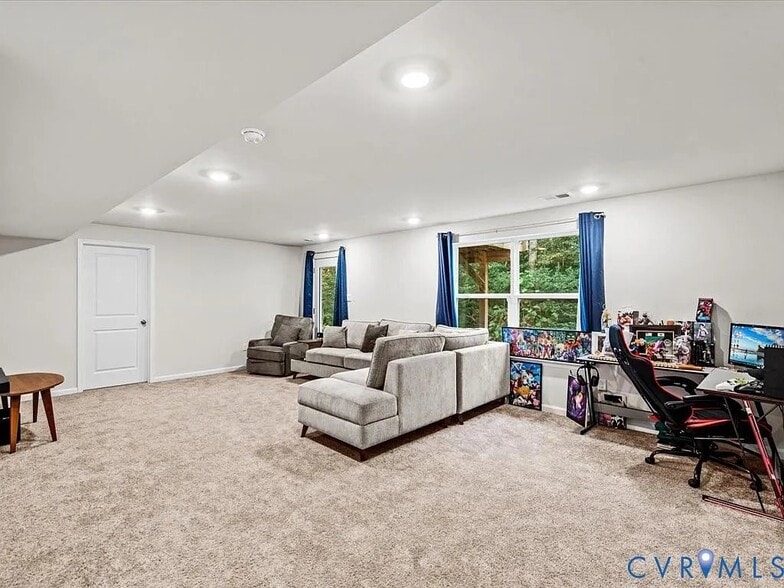 Building Photo - 11125 Chappell Crk Cir