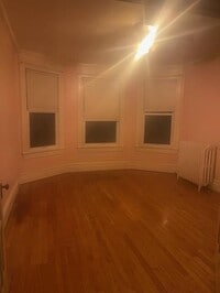 Building Photo - 10 Avery Pl