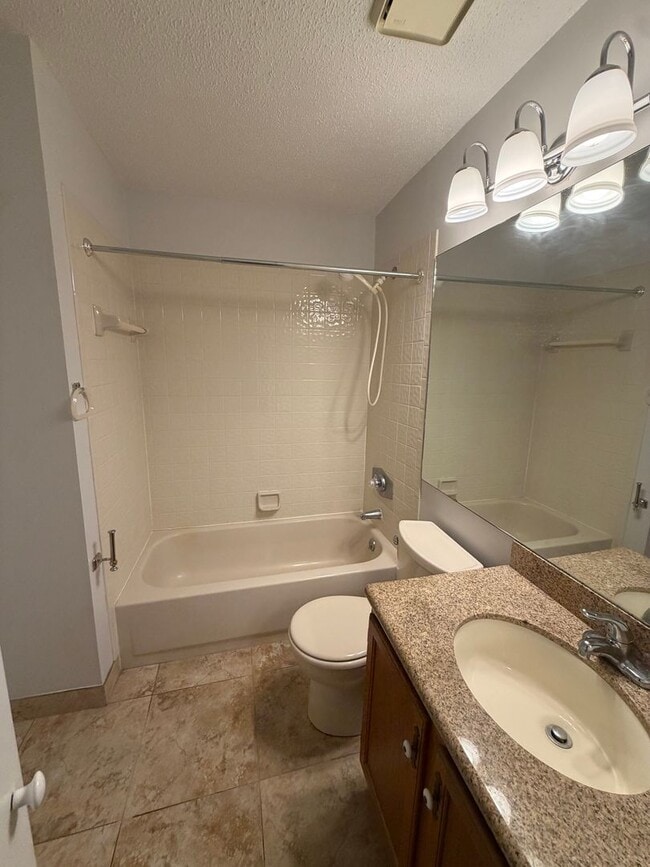 Building Photo - 949 Bird Bay Ct