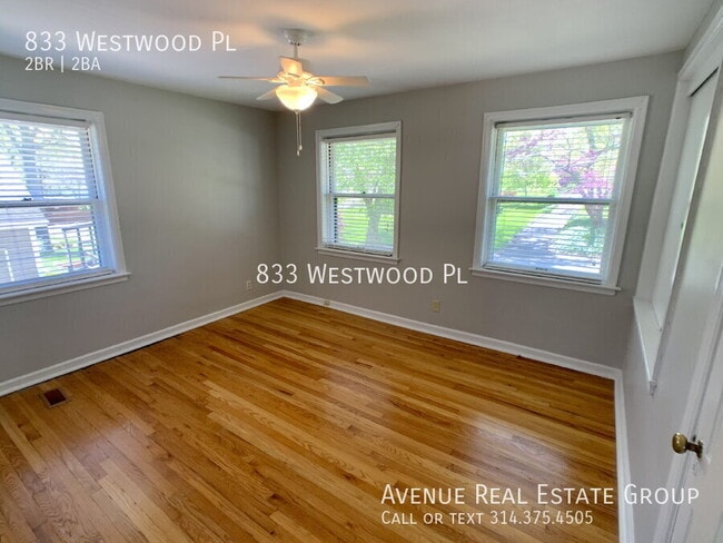 Building Photo - 833 Westwood Pl