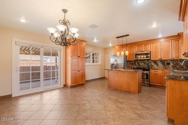 Building Photo - 2117 Hurles Ave