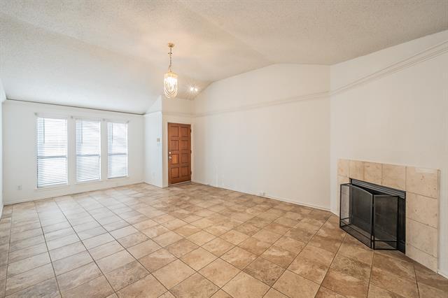 Building Photo - 808 Blessing Creek Dr